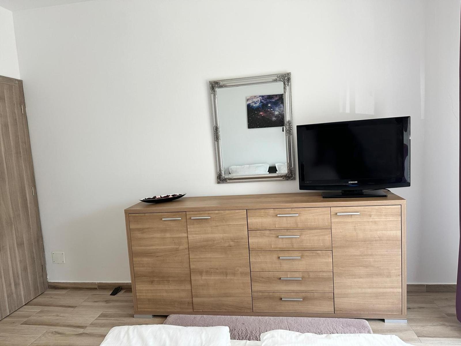 Bonte Residence Str Daliei Nr 3 Giroc Luaran gambar